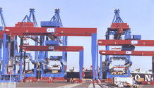 52 stacker cranes (RMG), one inner & one outer crane each