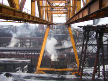 Process Crane in a steelwork [Power supply for the crab]